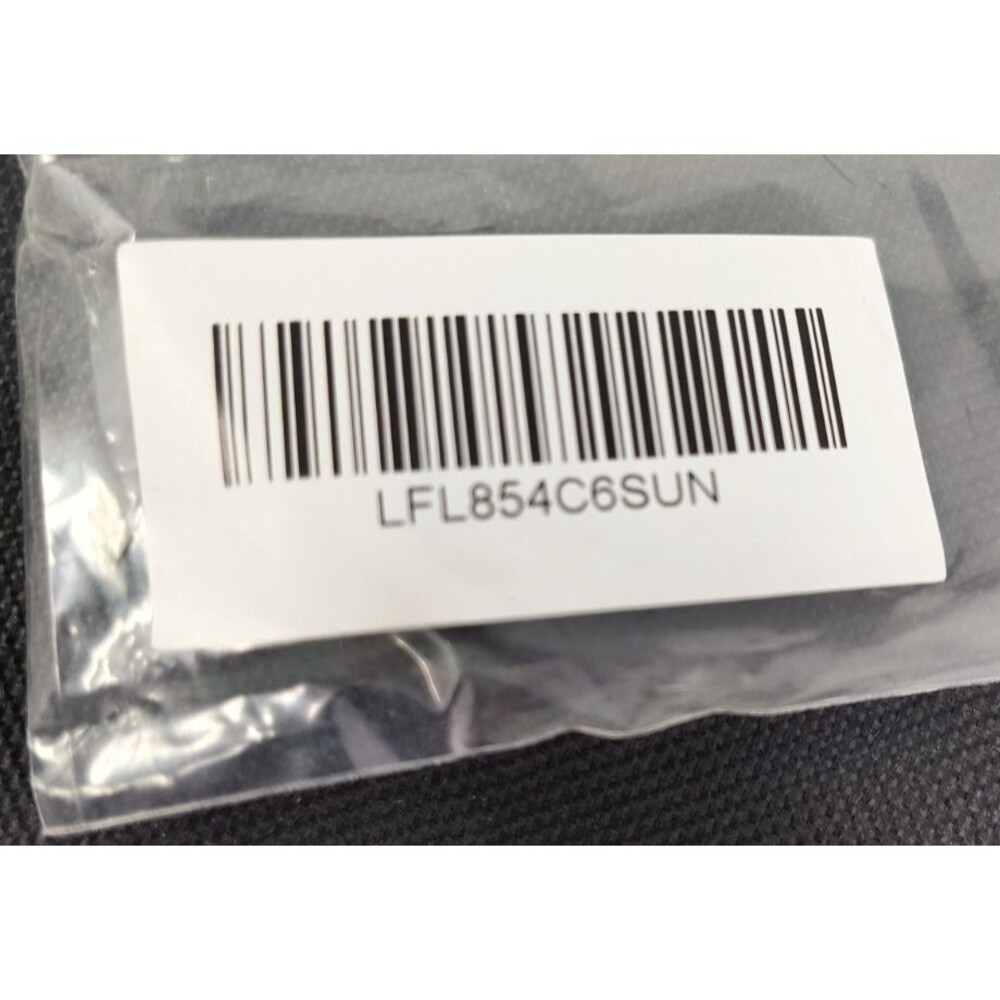 Linda‎ Farrow LFL854/6 Rose Gold Plated Cat Eye Titanium Frame Sunglasses NEW - Picture 14 of 14